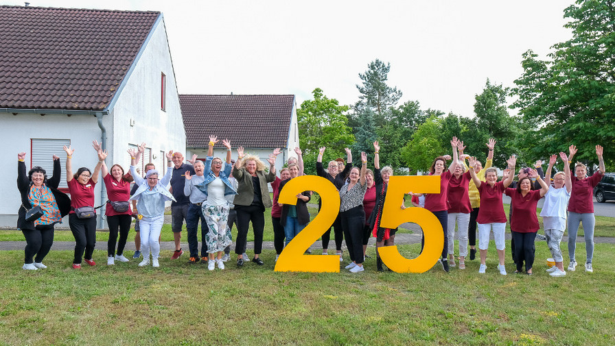 Foto vom Standort ProCurand Nächst-Neuendorf zum 25-jährigen Jubiläum.