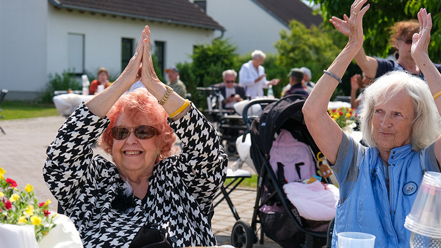 Foto vom Standort ProCurand Nächst-Neuendorf zum 25-jährigen Jubiläum.