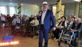 Hommage an Udo Jürgens in der Seniorenresidenz Bölschestraße