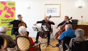 Das Cellotrio vom Bayrischen Symphonieorchester spielte im ProCurand Seniorenzentrum Am Herzogschloss