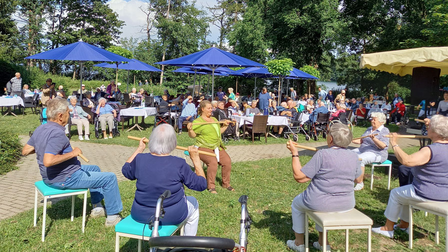 Fischerfest in der ProCurand Seniorenresidenz Am Straussee in Strausberg