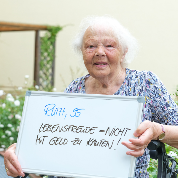 Auf ein Wort mit Ruth, 95, Seniorenresidenz Am Straussee